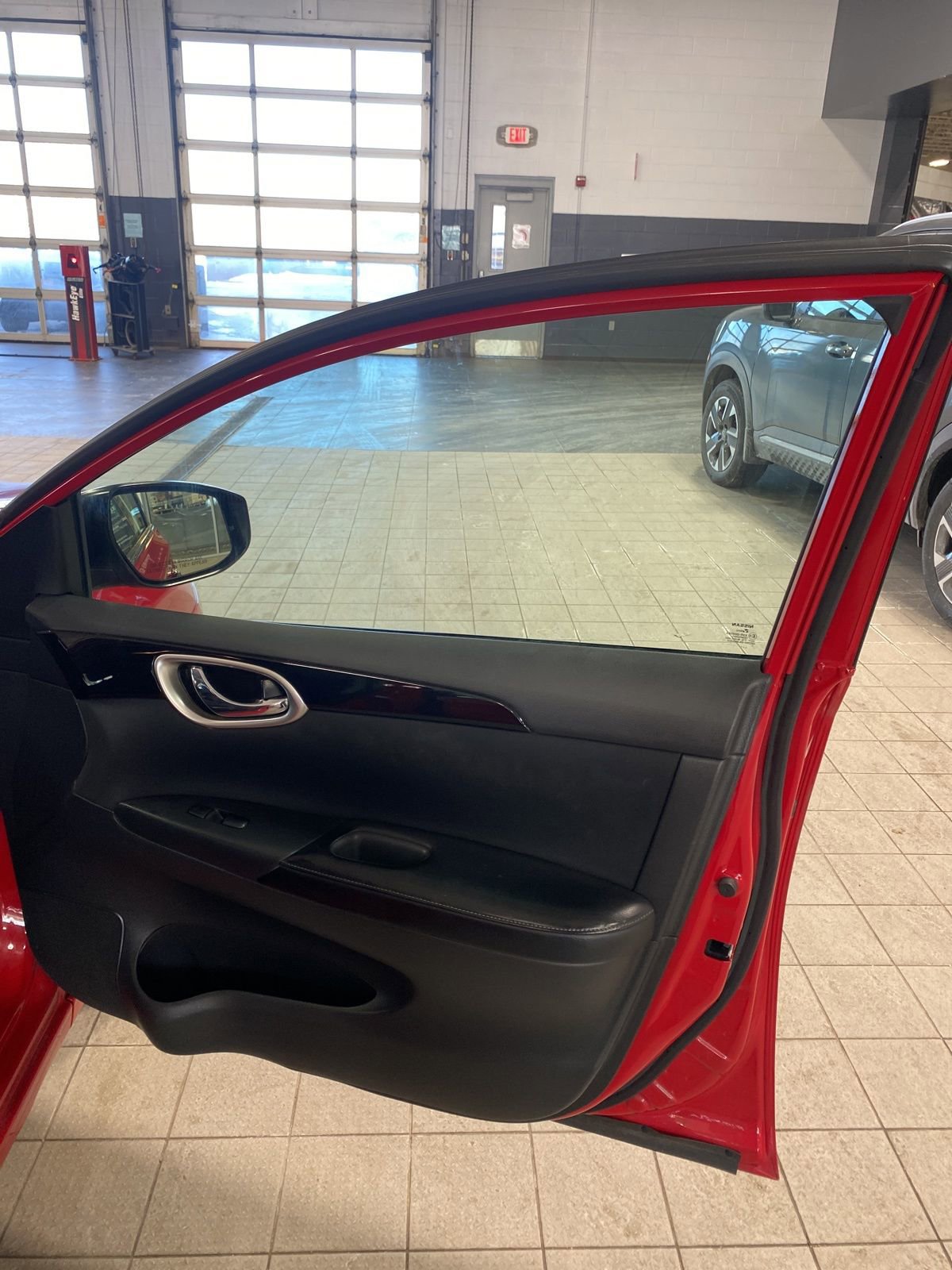 Used 2017 Nissan Sentra SV w/ Style Package image 28