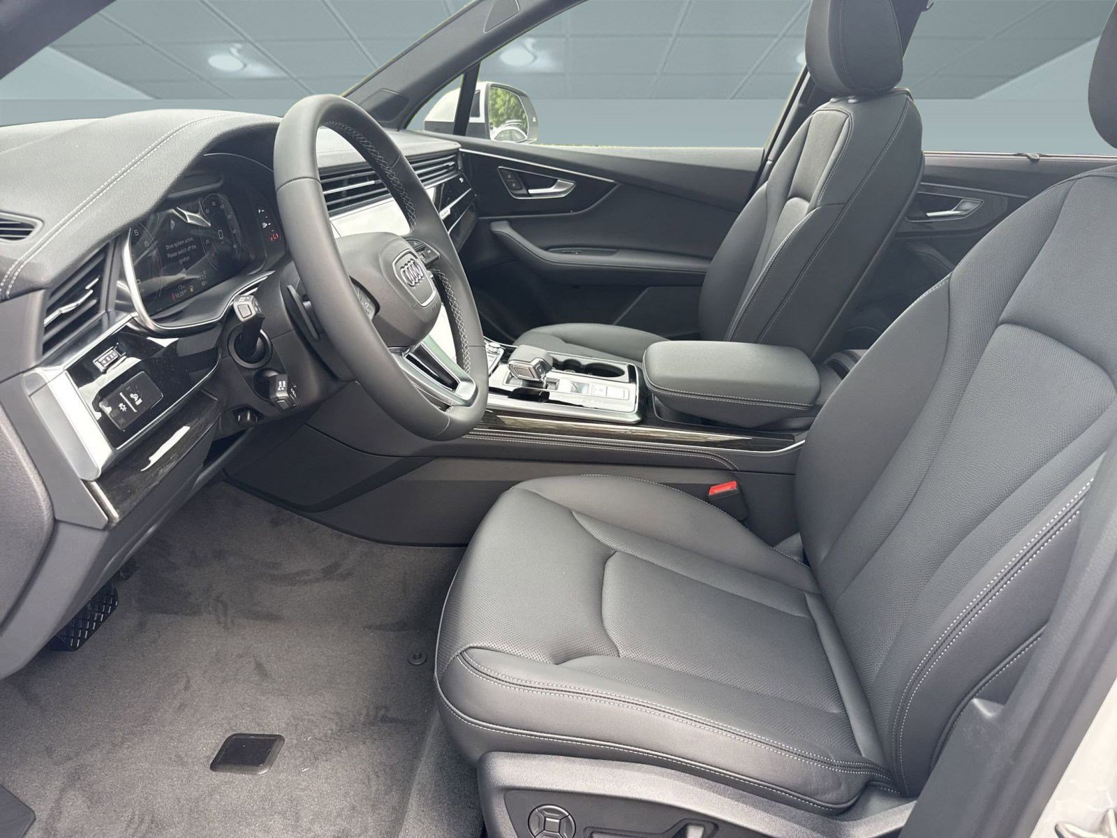 New 2025 Audi Q7 3.0T Premium Plus image 5