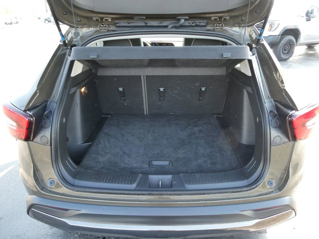 Certified 2024 Chevrolet Trax ACTIV w/ Driver Confidence Package FWD image 16