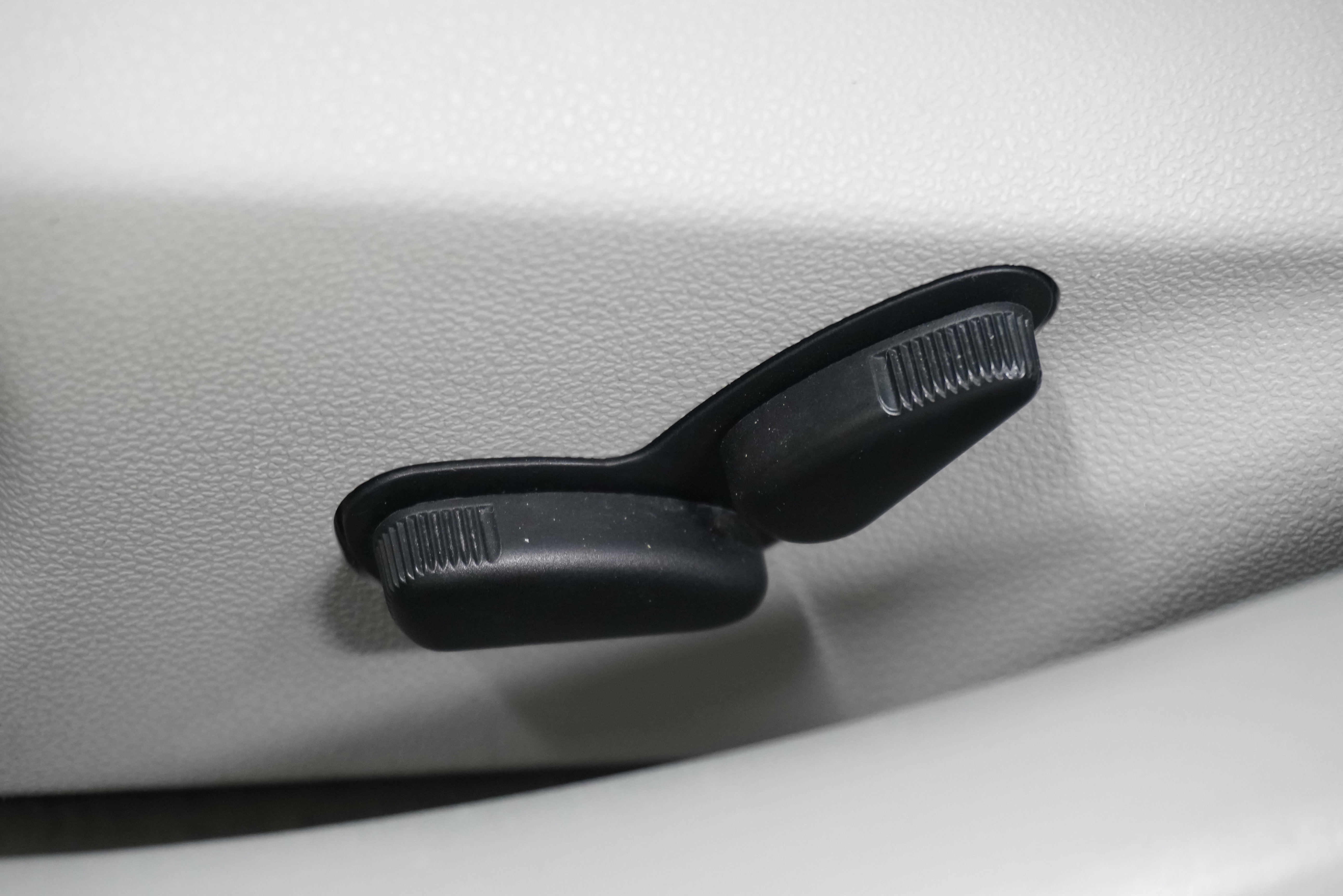 Used 2006 Mercedes-Benz C 230 Sedan image 15