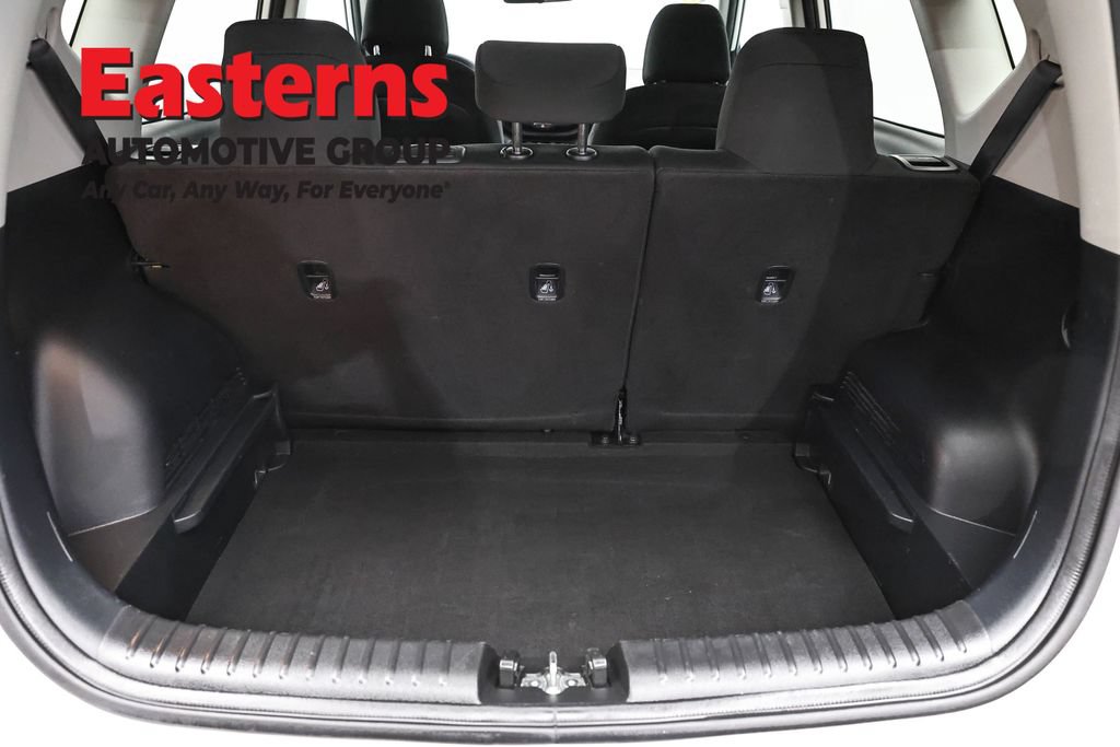 Used 2024 Kia Soul LX w/ Option Group 015 FWD image 9
