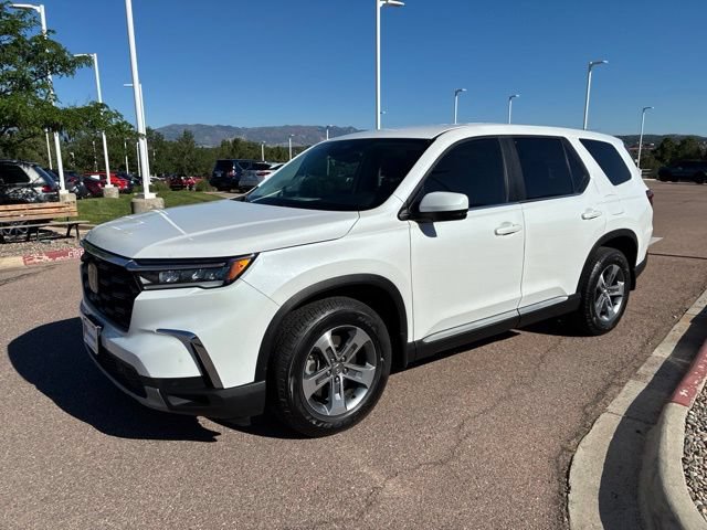 Certified 2023 Honda Pilot EX-L image 3