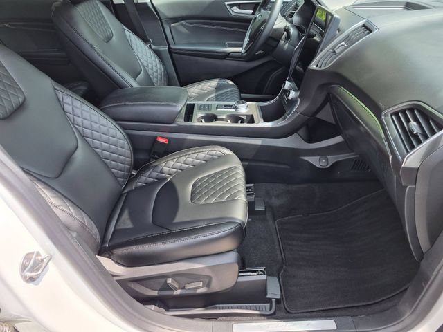 Used 2023 Ford Edge Titanium AWD/4WD image 19