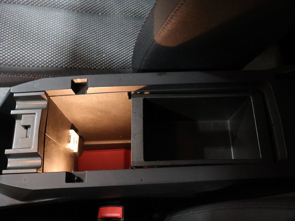 Used 2012 Chevrolet Equinox LT w/ Driver Convenience Package image 28