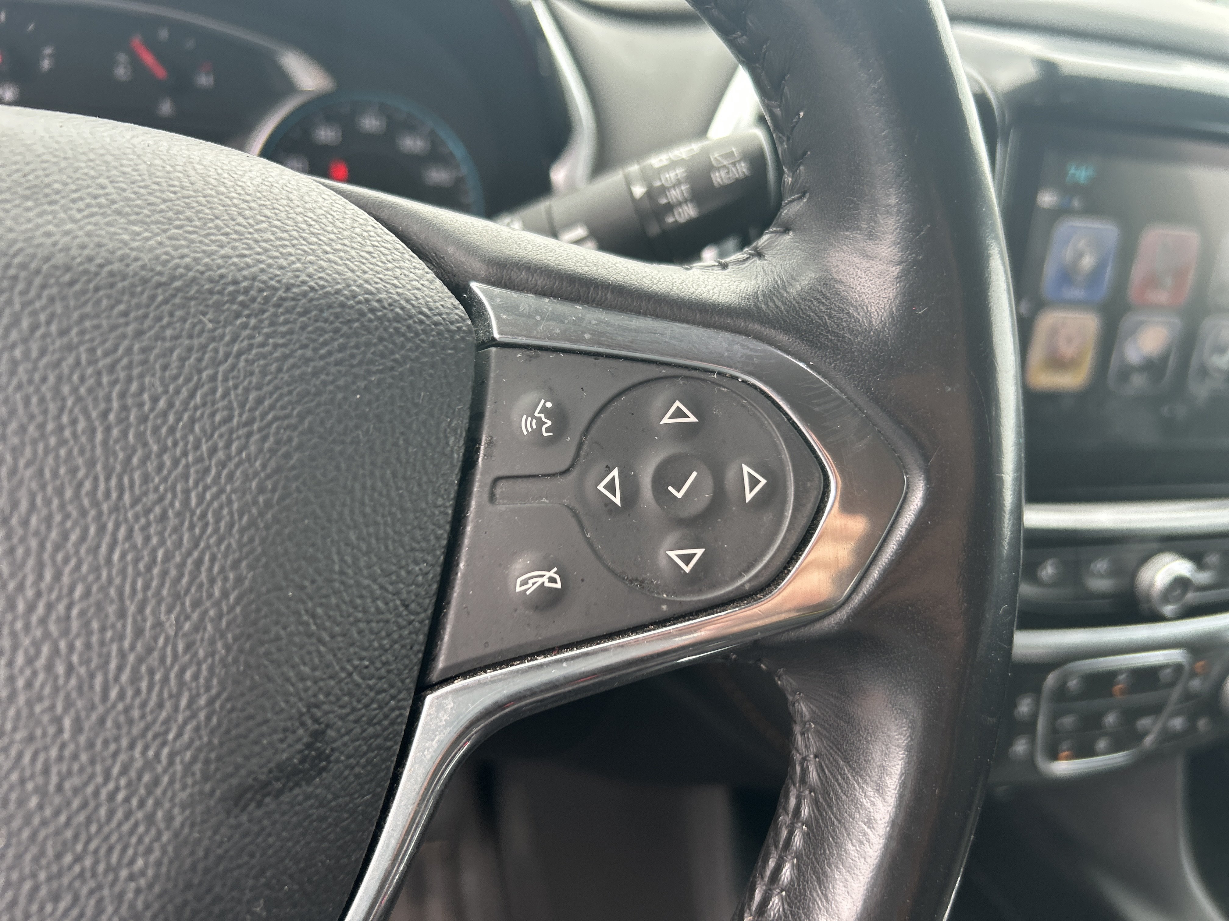 Used 2019 Chevrolet Traverse LT AWD/4WD image 20