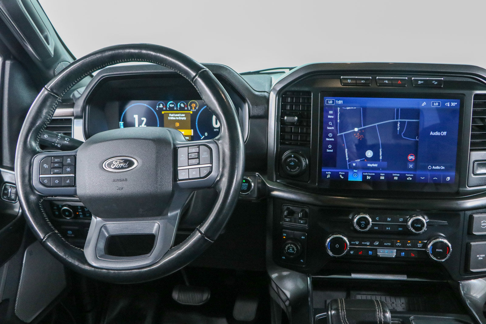 Used 2023 Ford F150 Lariat w/ Equipment Group 502A High AWD/4WD image 18