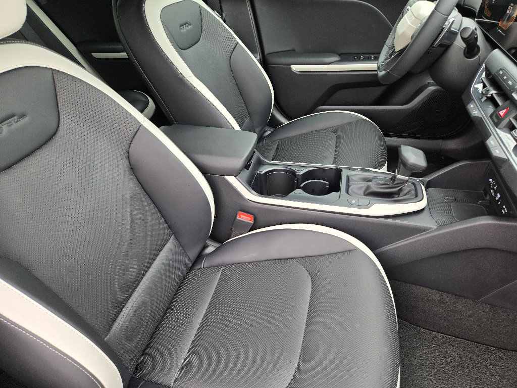 New 2026 Kia K4 GT-Line image 10
