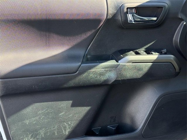 Used 2021 Toyota Tacoma TRD Sport image 15