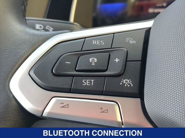 Certified 2023 Volkswagen Jetta SE FWD image 14