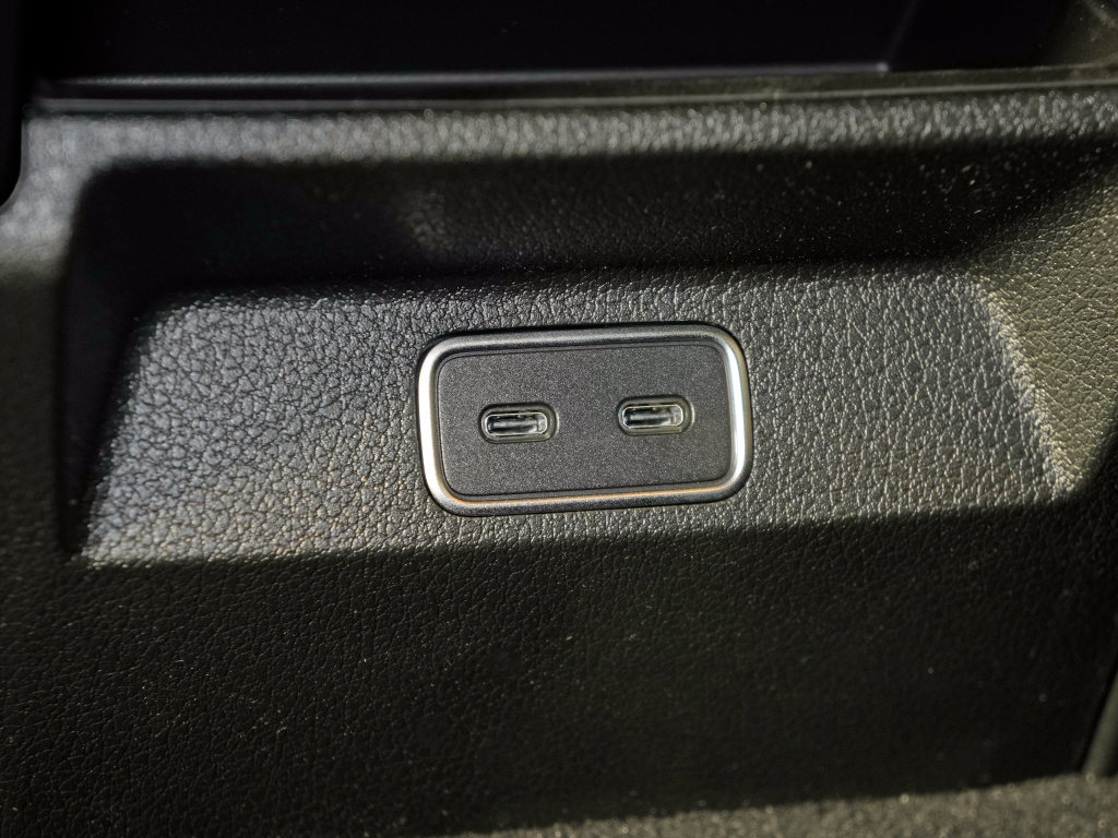Certified 2026 Mercedes-Benz GLE 53 AMG 4MATIC image 32