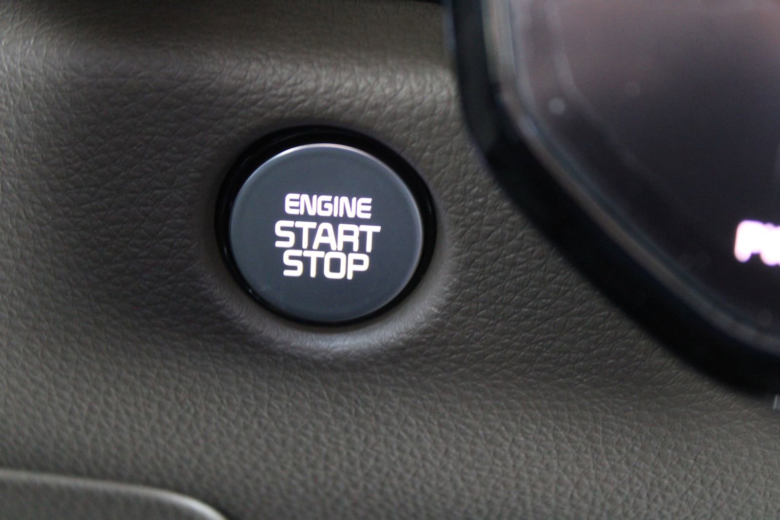 New 2026 Kia Carnival EX image 38