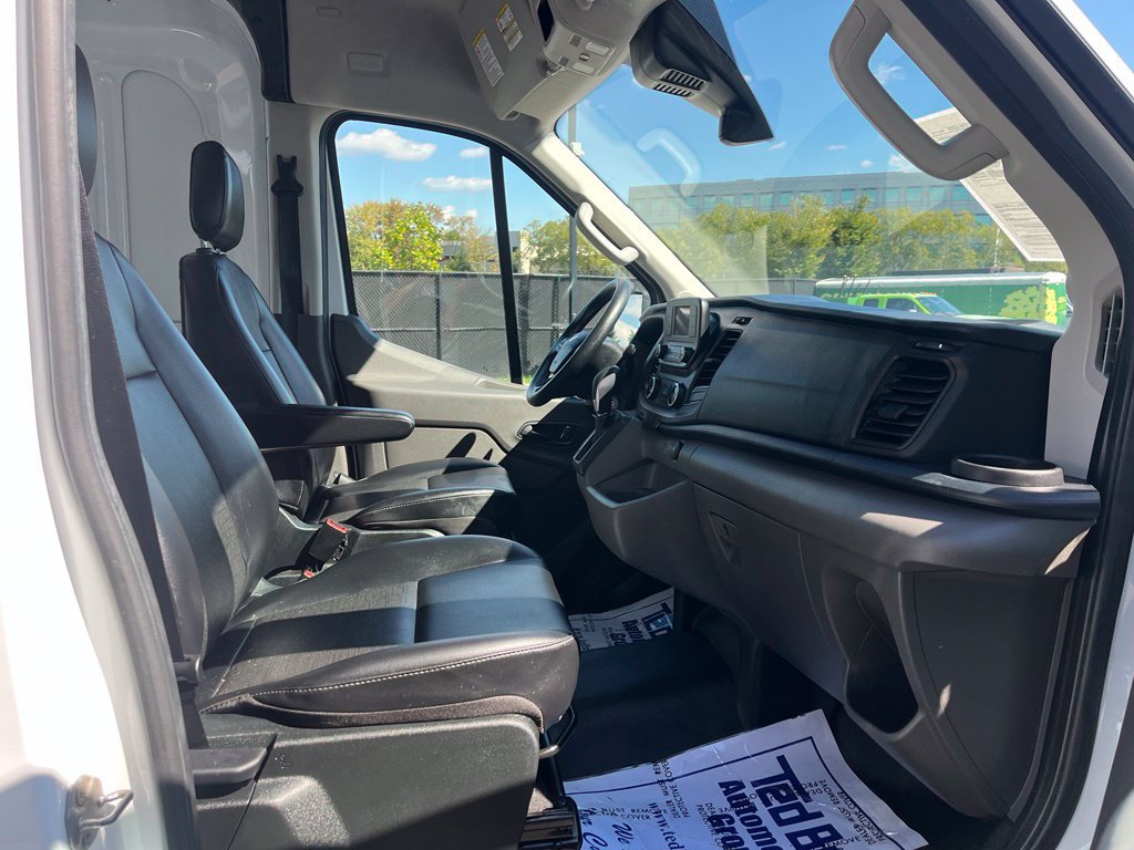 Used 2025 Ford Transit 250 148 Medium Roof RWD image 12
