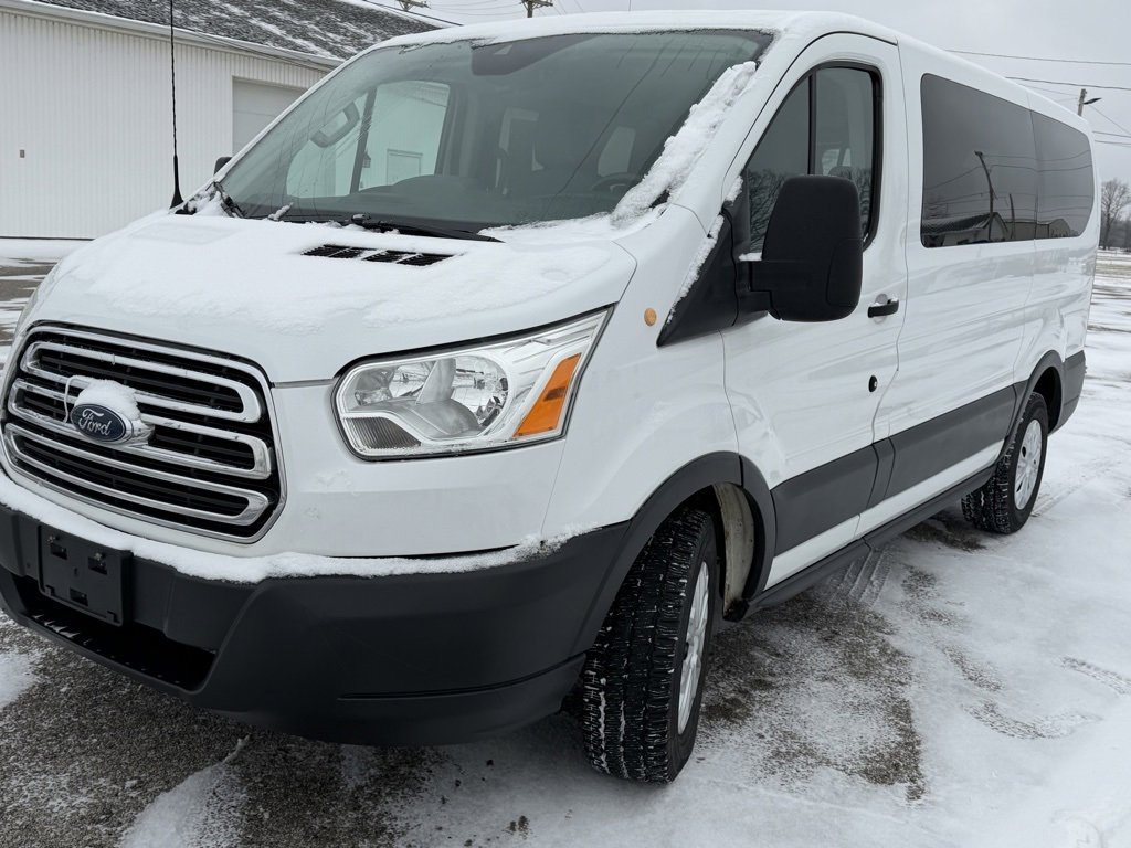 Used 2015 Ford Transit 150 XLT image 11