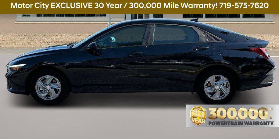 New 2025 Hyundai Elantra SE image 6