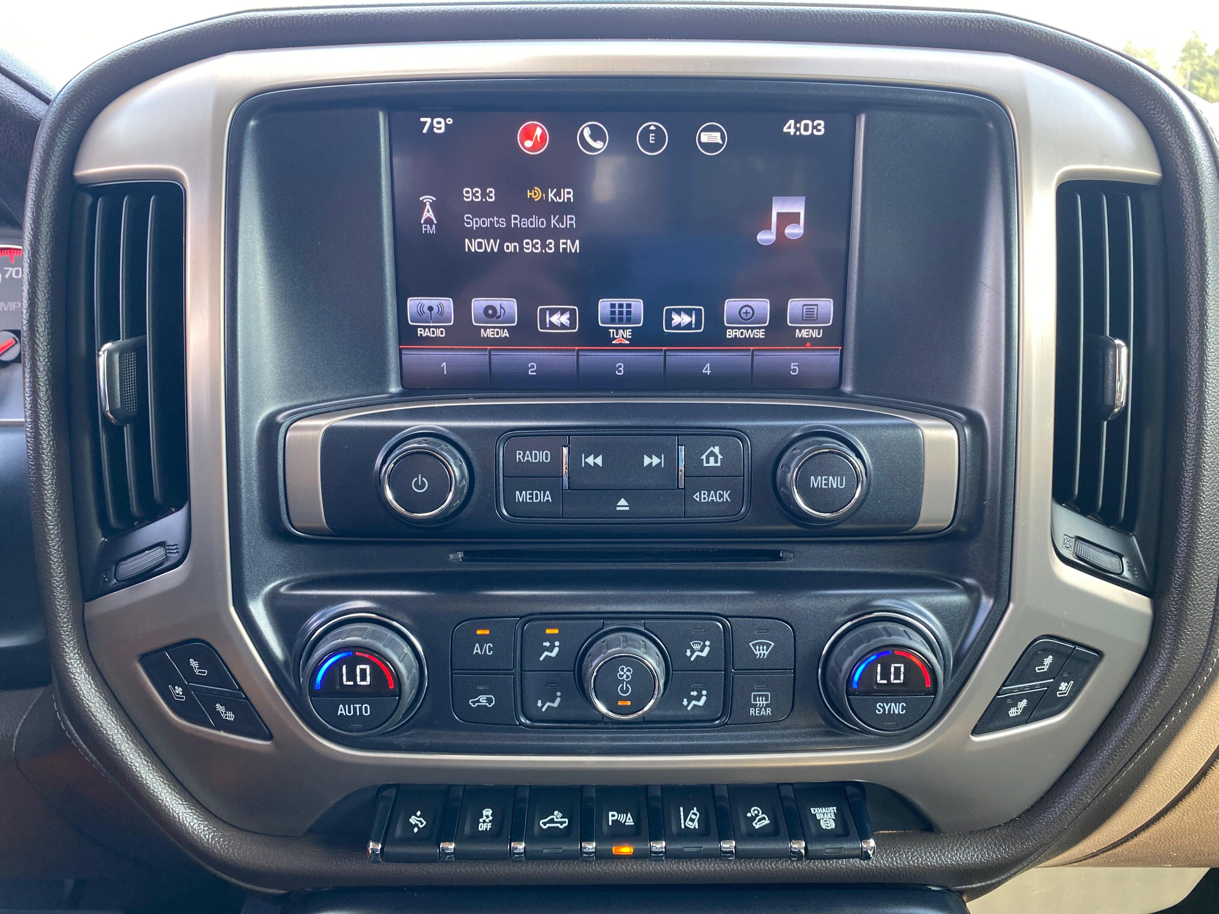 Used 2016 GMC Sierra 3500 Denali w/ Duramax Plus Package image 17