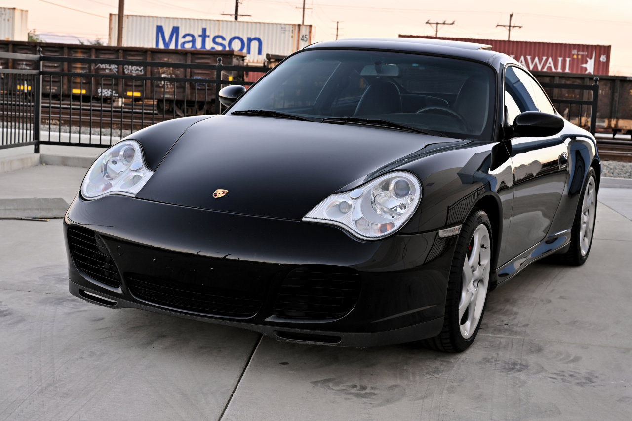 Used 2004 Porsche 911 Carrera 4S image 61