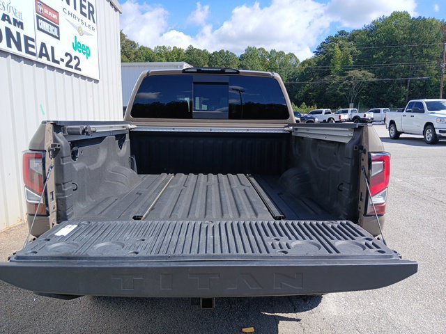 Used 2021 Nissan Titan PRO-4X w/ Pro-4x Convenience Package AWD/4WD image 7