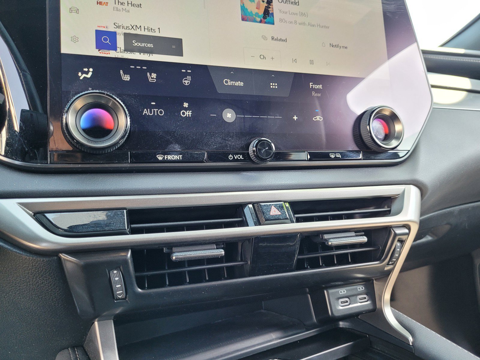 Used 2023 Lexus RX 350 Premium w/ Accessory Package (Z1) FWD image 20