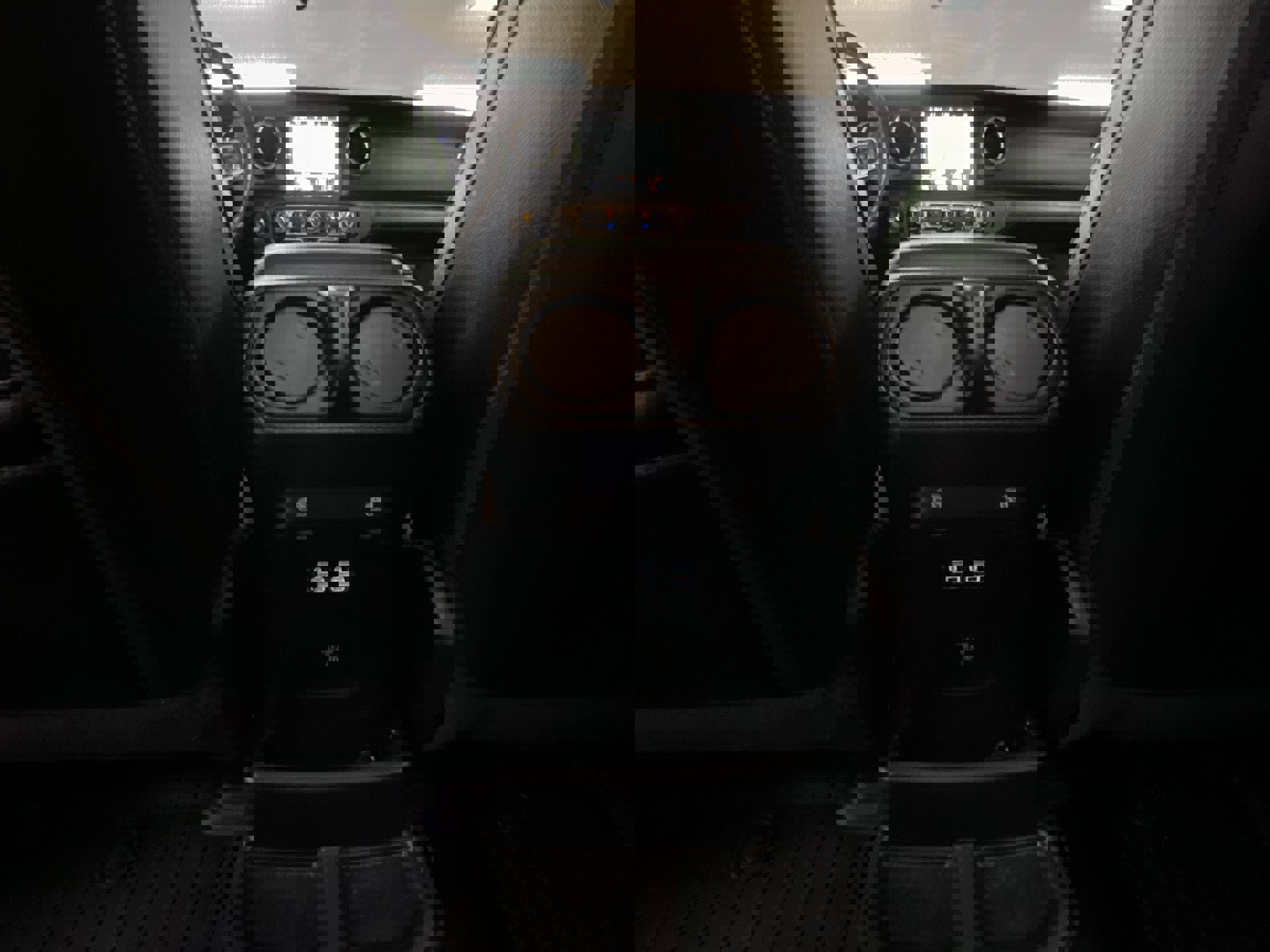 Used 2019 Jeep Wrangler Unlimited Sahara image 56