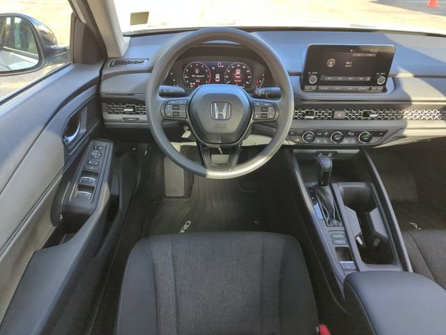 Certified 2025 Honda Accord SE image 13