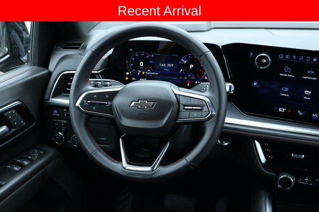 Used 2025 Chevrolet Suburban RST image 10