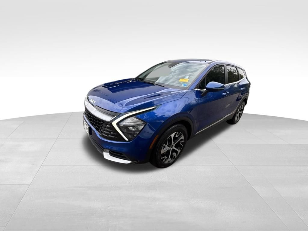 Certified 2023 Kia Sportage EX FWD image 3