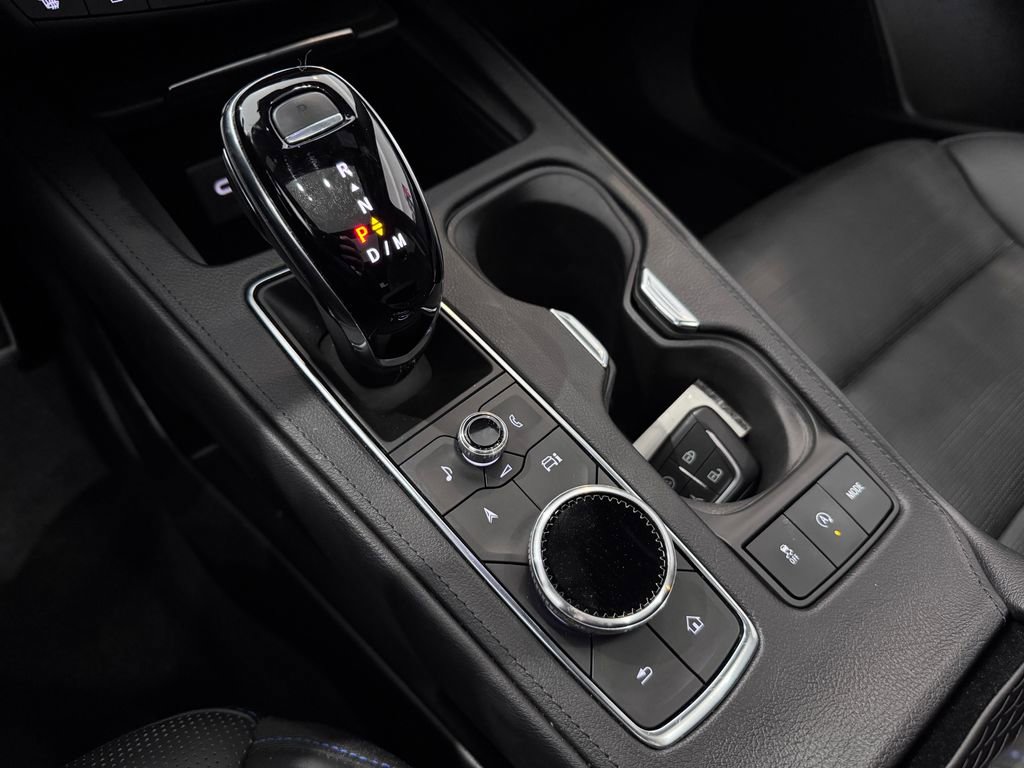 Used 2024 Cadillac XT4 Sport image 25