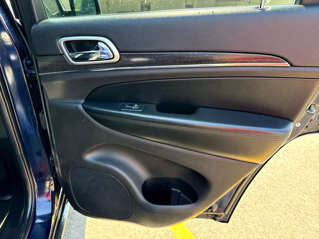 Used 2018 Jeep Grand Cherokee Limited w/ Luxury Group II image 22