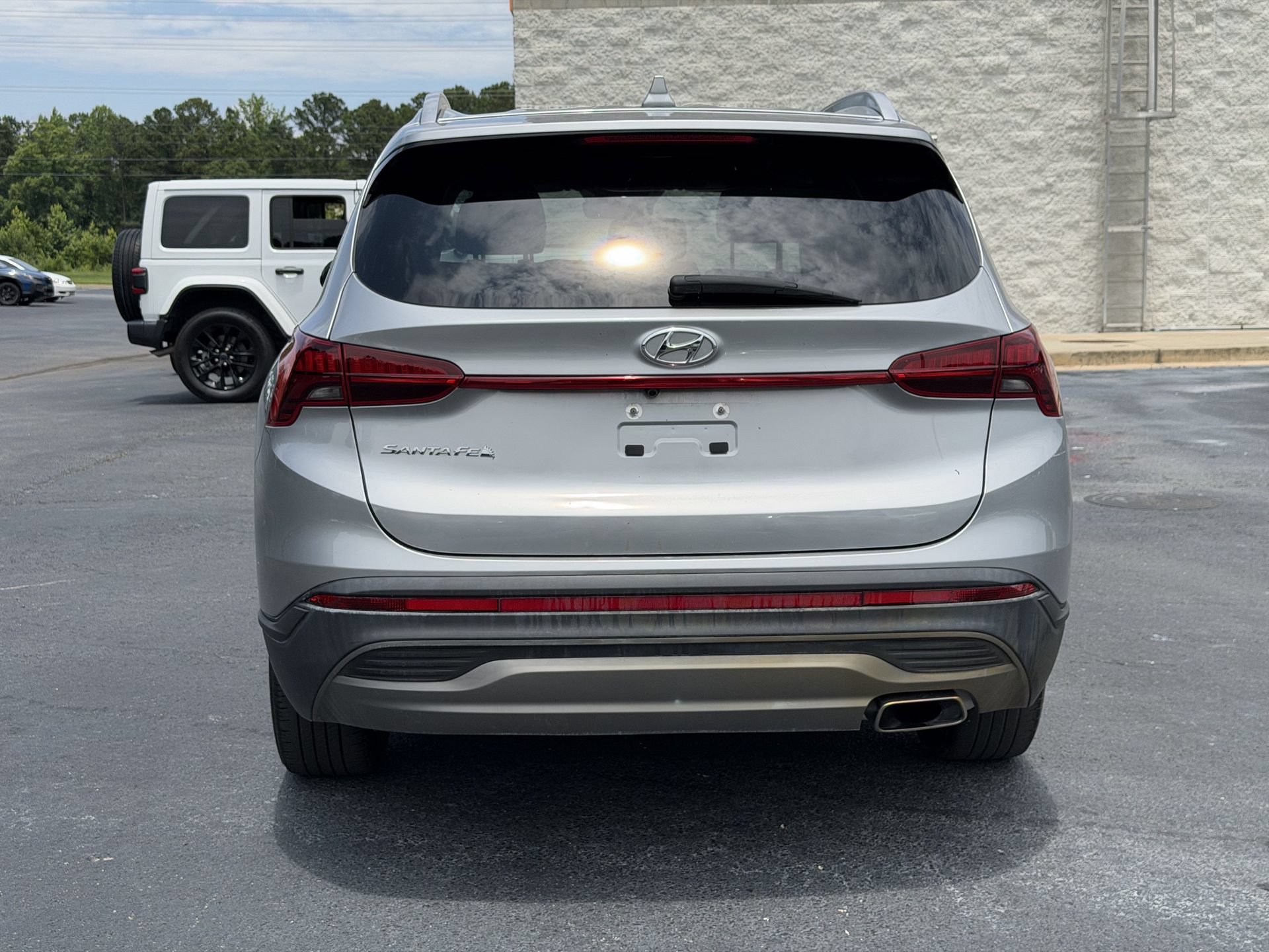 Used 2023 Hyundai Santa Fe SEL FWD image 16