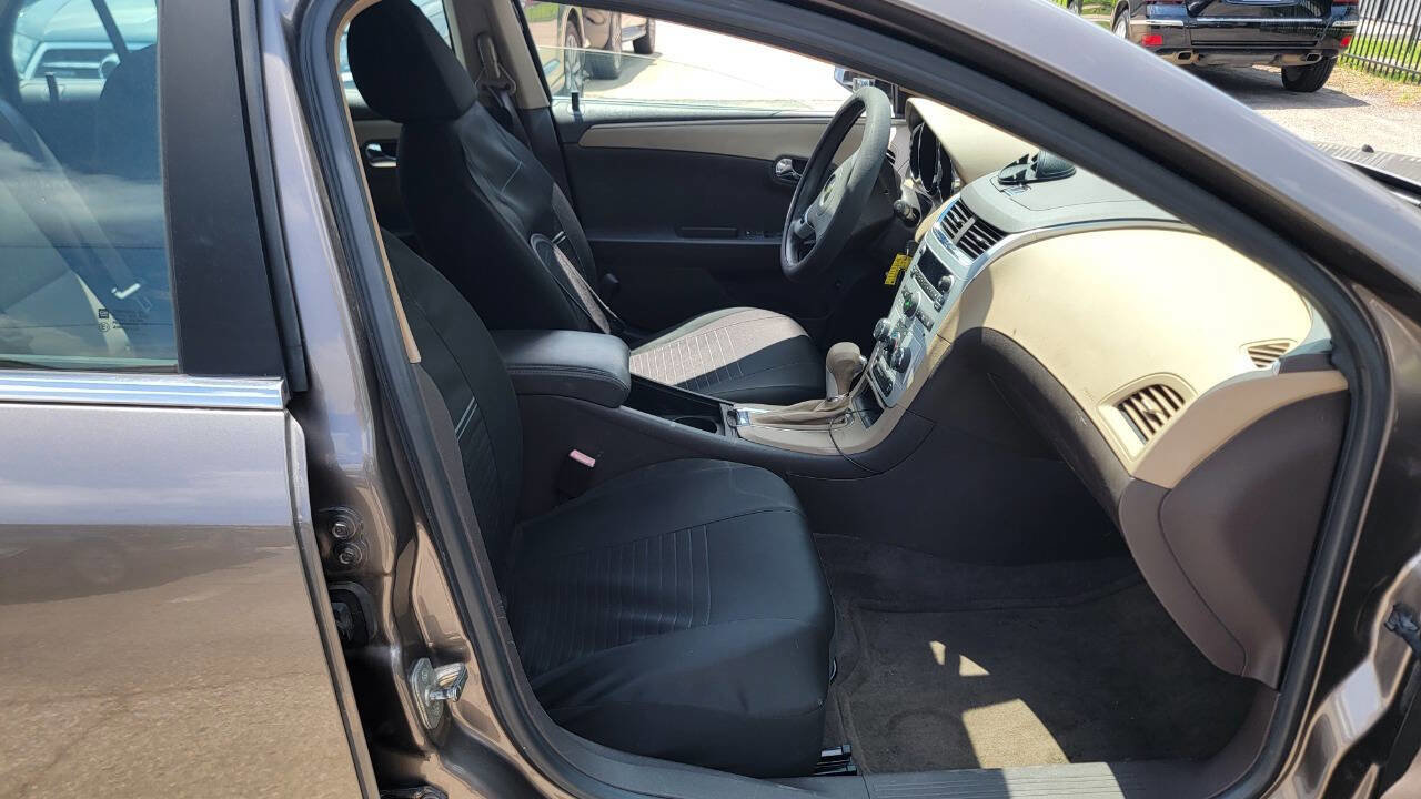 Used 2012 Chevrolet Malibu LS FWD image 24