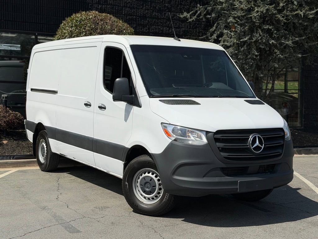 Used 2023 Mercedes-Benz Sprinter 144 Cargo w/ Acoustic Package image 7