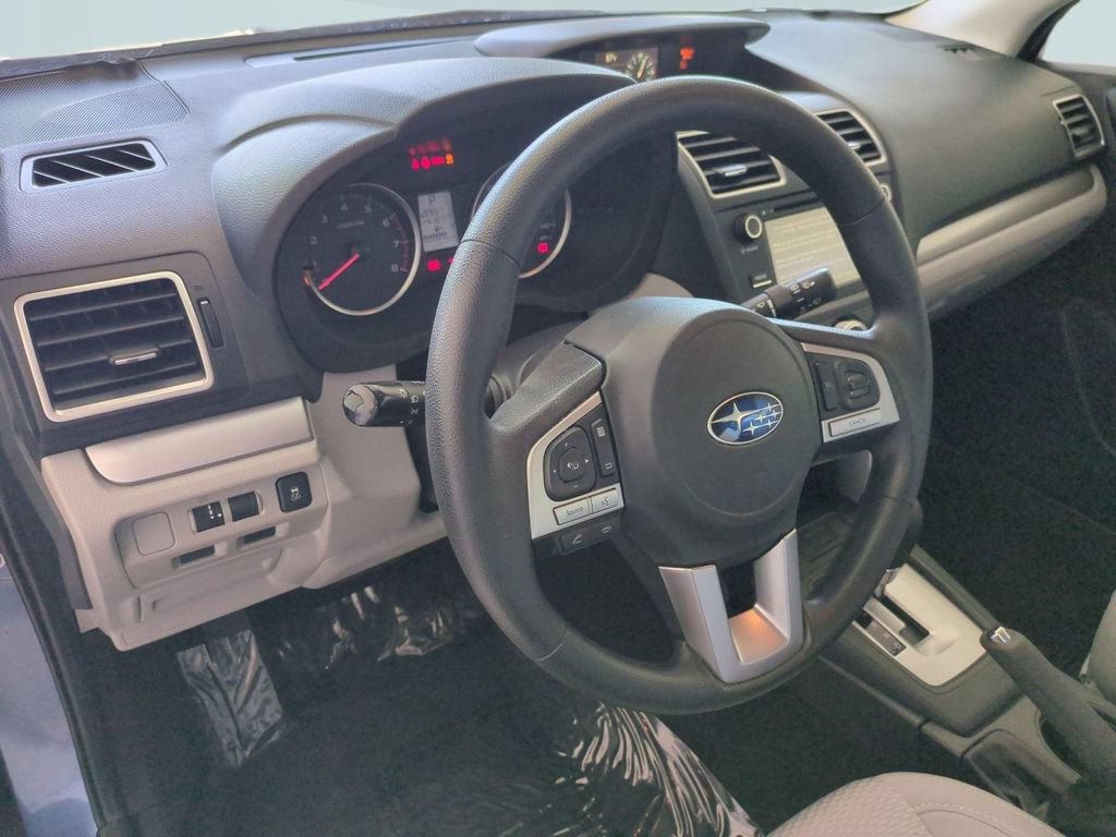 Used 2018 Subaru Forester 2.5i w/ Alloy Wheel Package AWD/4WD image 13