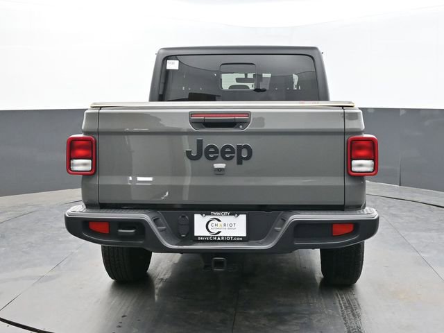 Used 2022 Jeep Gladiator Sport AWD/4WD image 5