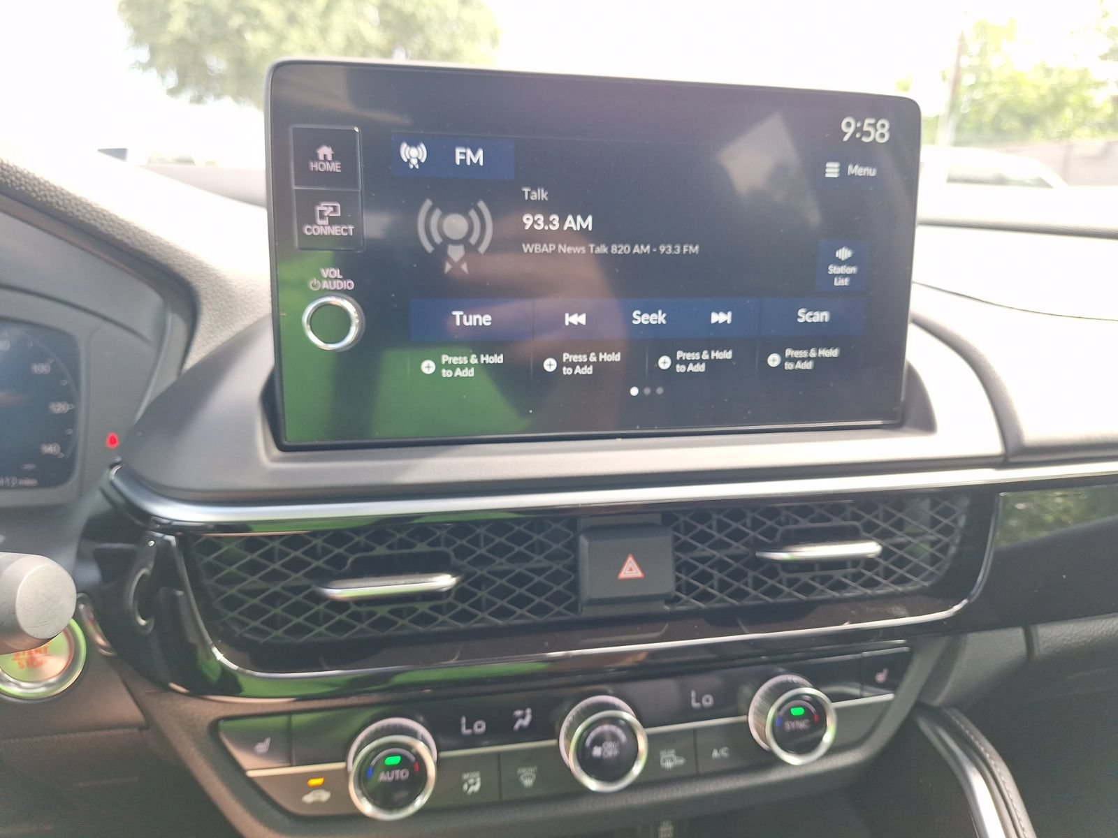 Used 2025 Acura ADX FWD image 26