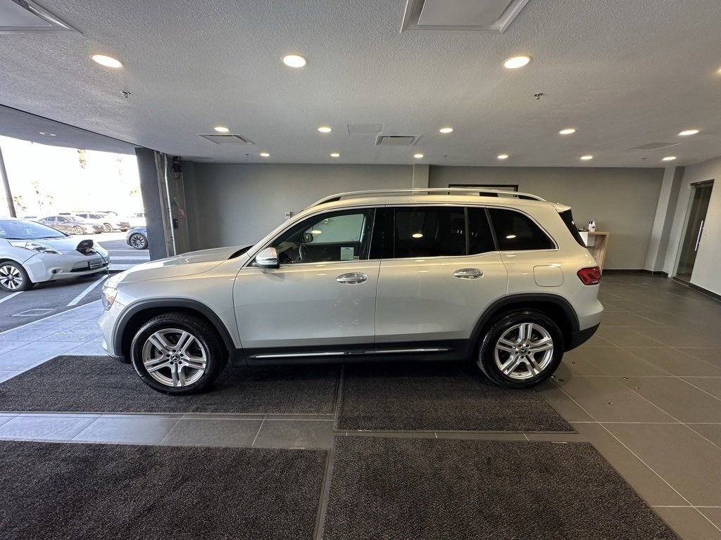 Used 2020 Mercedes-Benz GLB 250 w/ Premium Package image 8