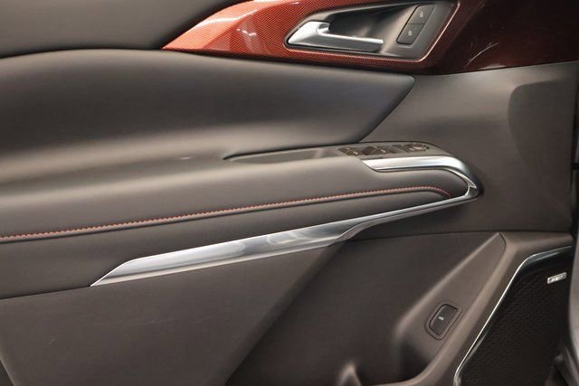 New 2026 Chevrolet Traverse Z71 w/ Enhanced Driving Package image 9
