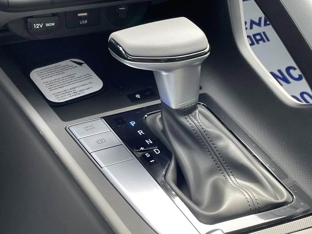 New 2026 Hyundai Elantra Sport FWD image 27