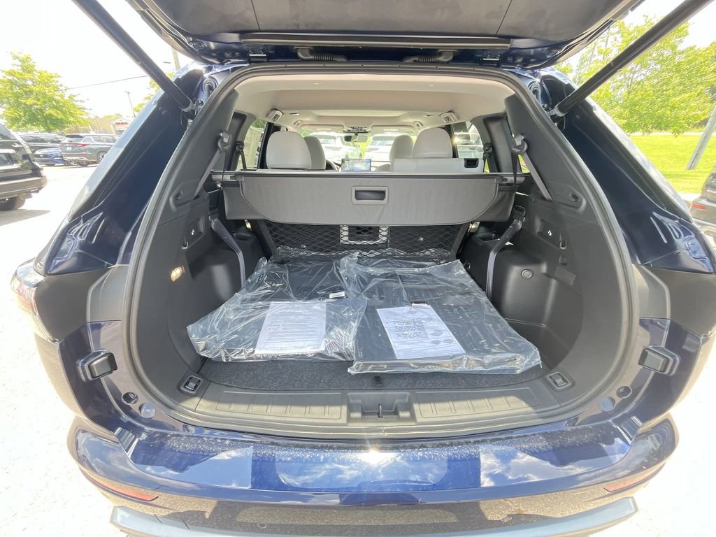 New 2025 Mitsubishi Outlander SE image 24