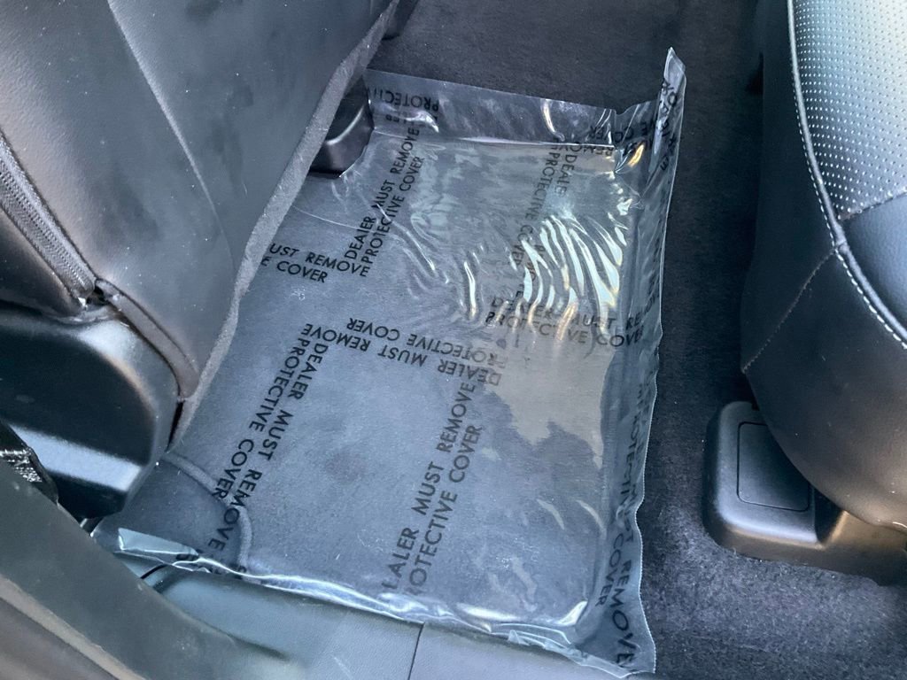 Used 2021 Ford Escape Titanium image 28