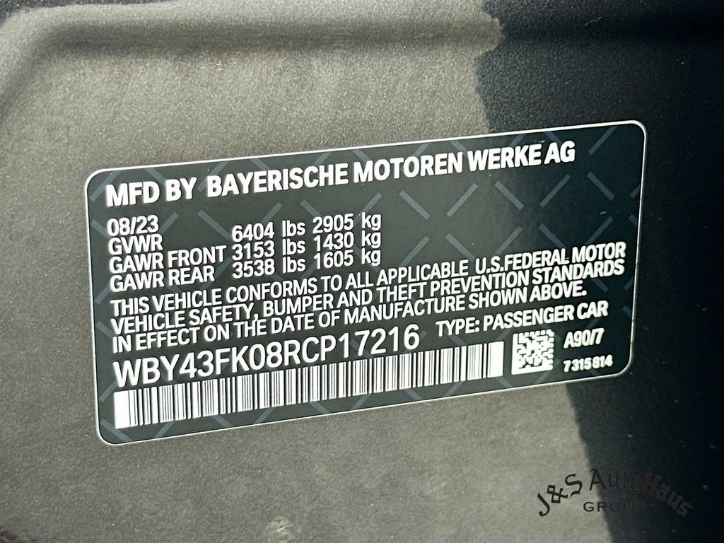 Used 2024 BMW i5 M60 w/ Premium Package image 39