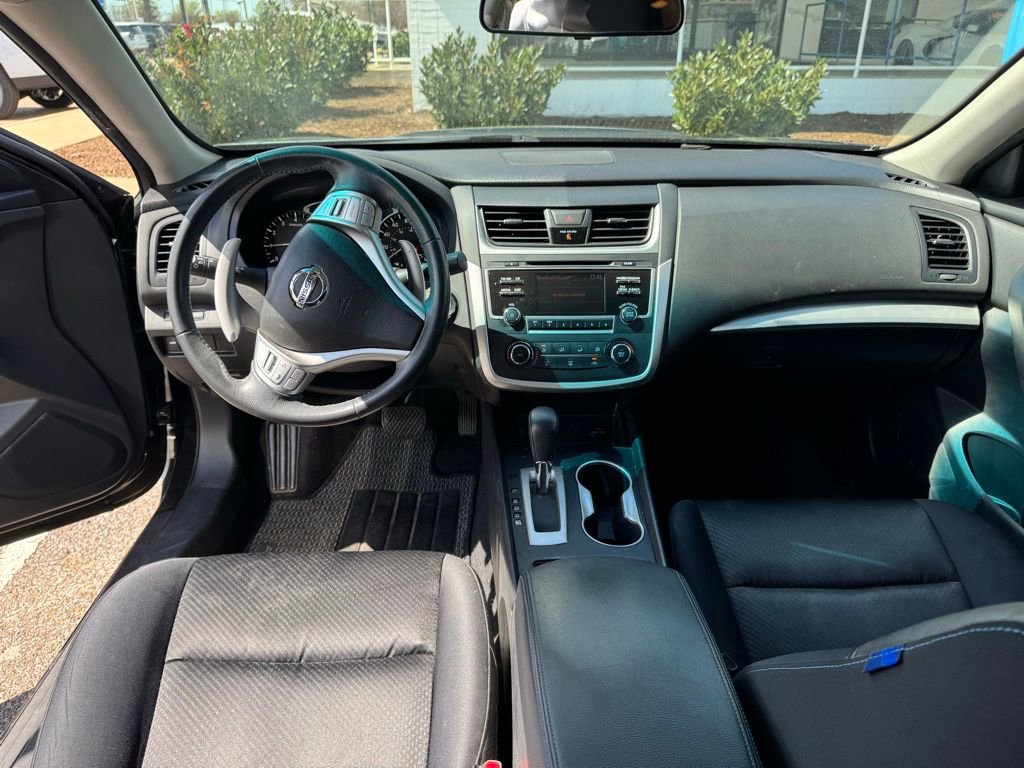 Used 2017 Nissan Altima 2.5 SR image 13