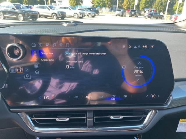 New 2026 Chevrolet Equinox EV LT image 28