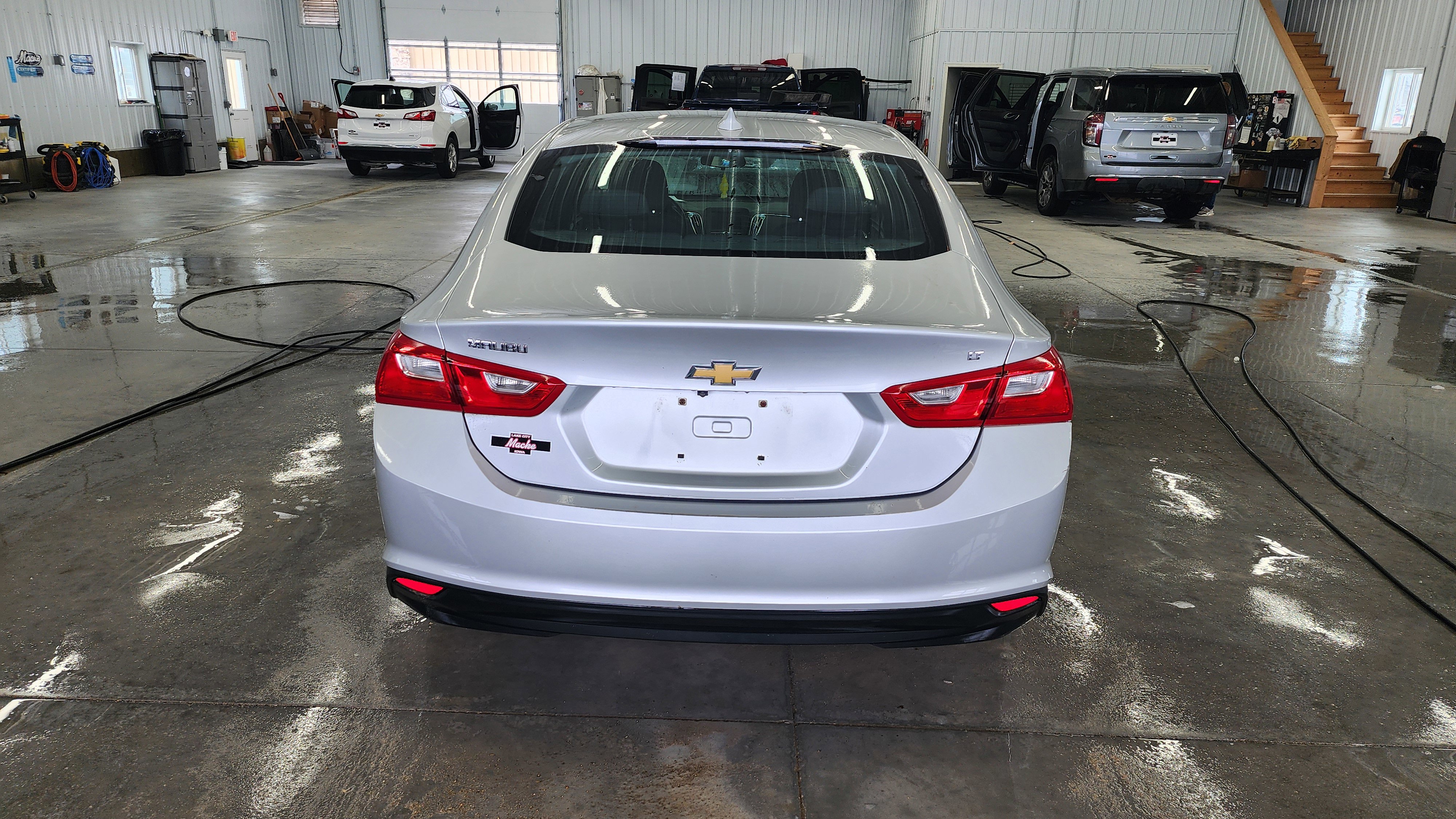 Used 2017 Chevrolet Malibu LT image 5