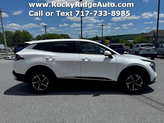 Used 2023 Kia Sportage LX AWD/4WD image 8