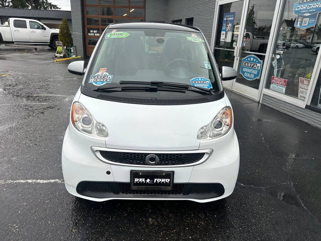 Used 2013 smart fortwo passion image 2