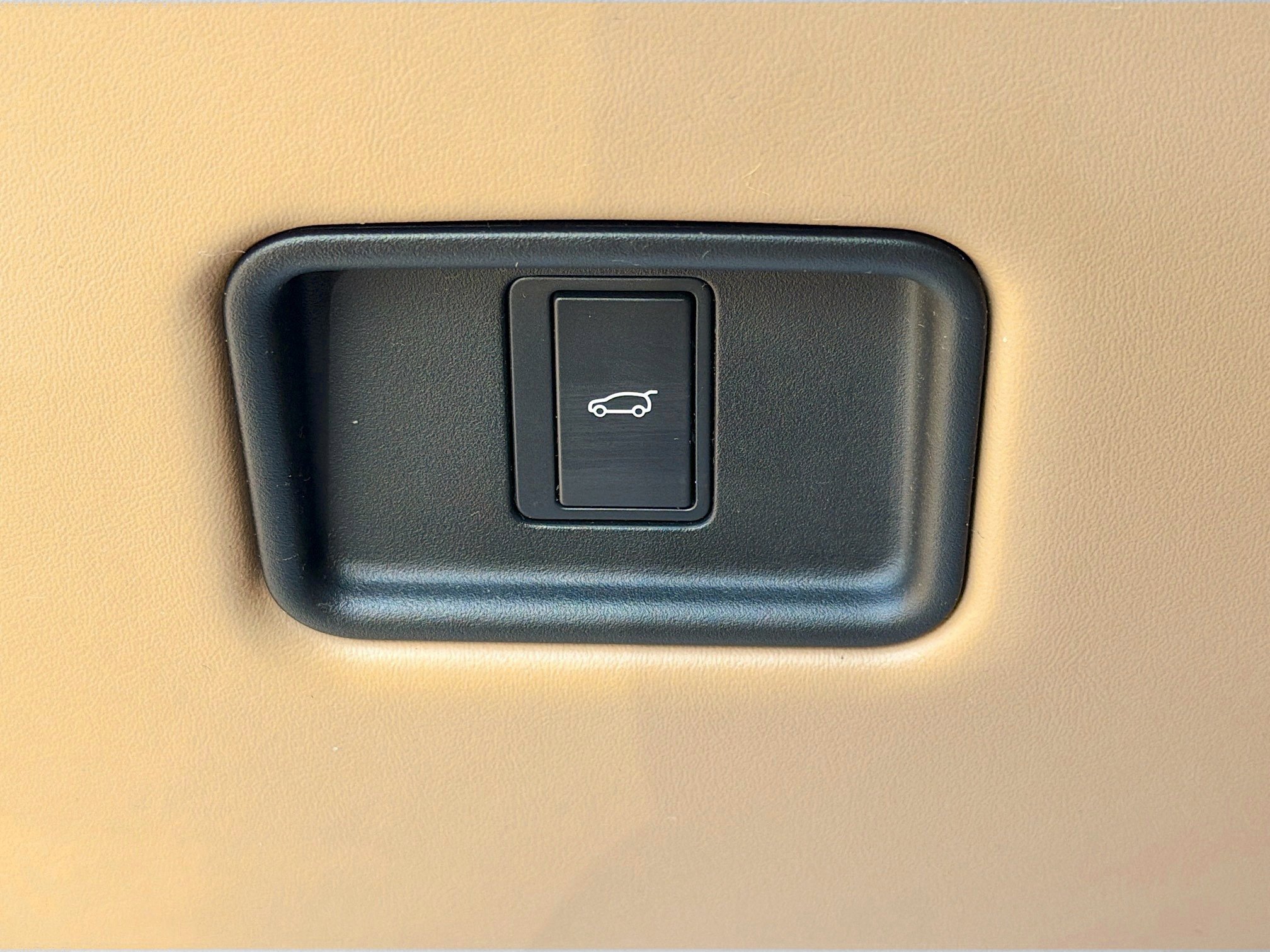 Used 2023 Land Rover Range Rover Long Wheelbase SE image 35