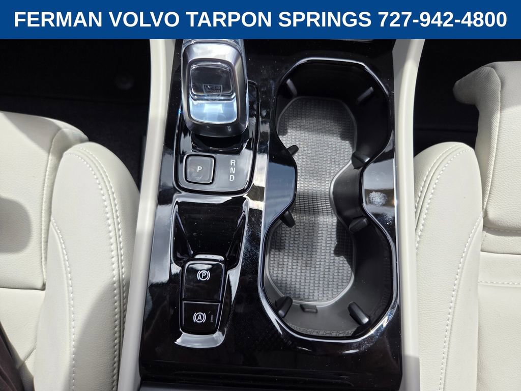 New 2026 Volvo XC40 B5 Ultra w/ Protection Package Premier AWD/4WD image 27
