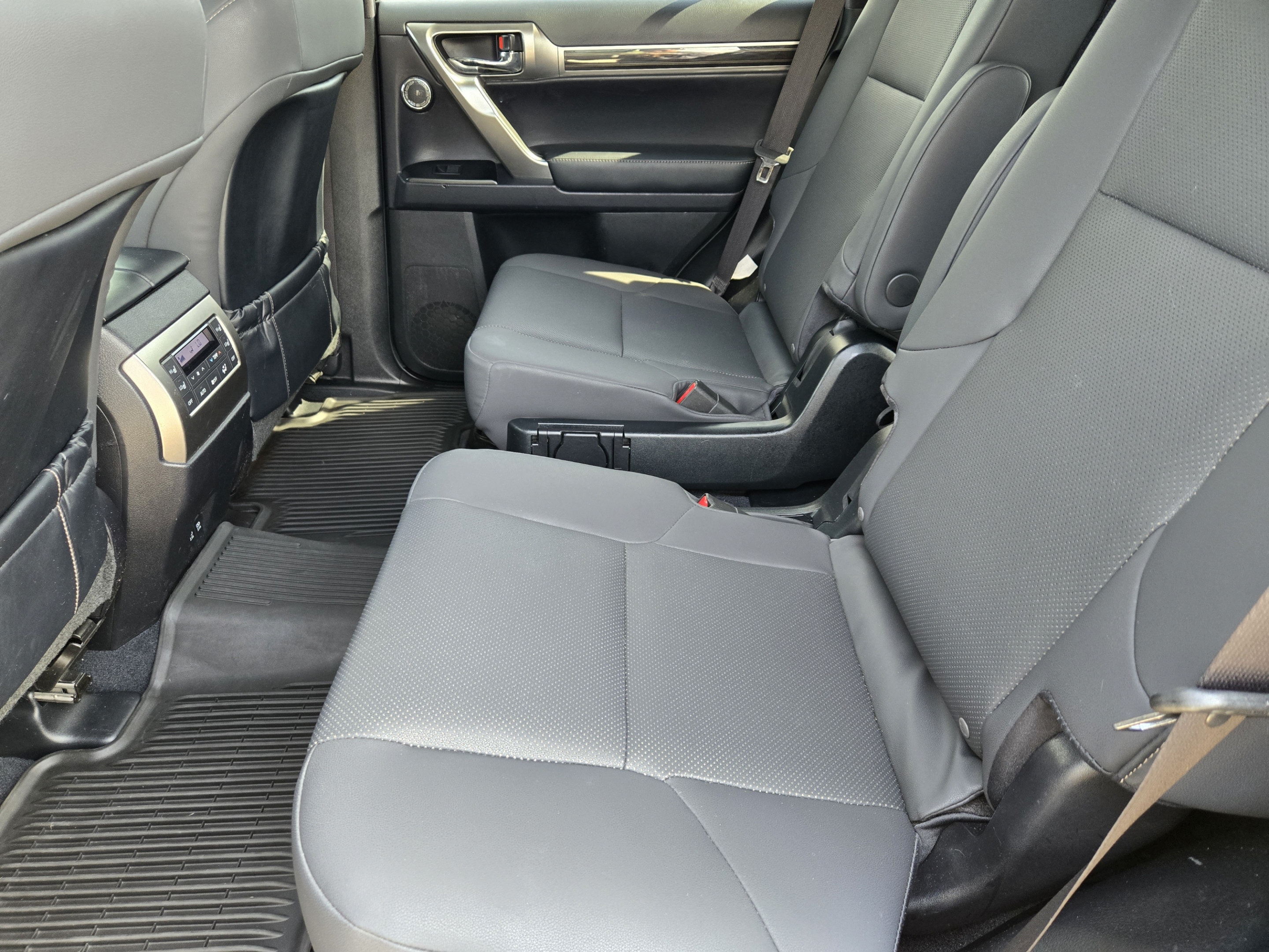 Used 2023 Lexus GX 460 Premium AWD/4WD image 30