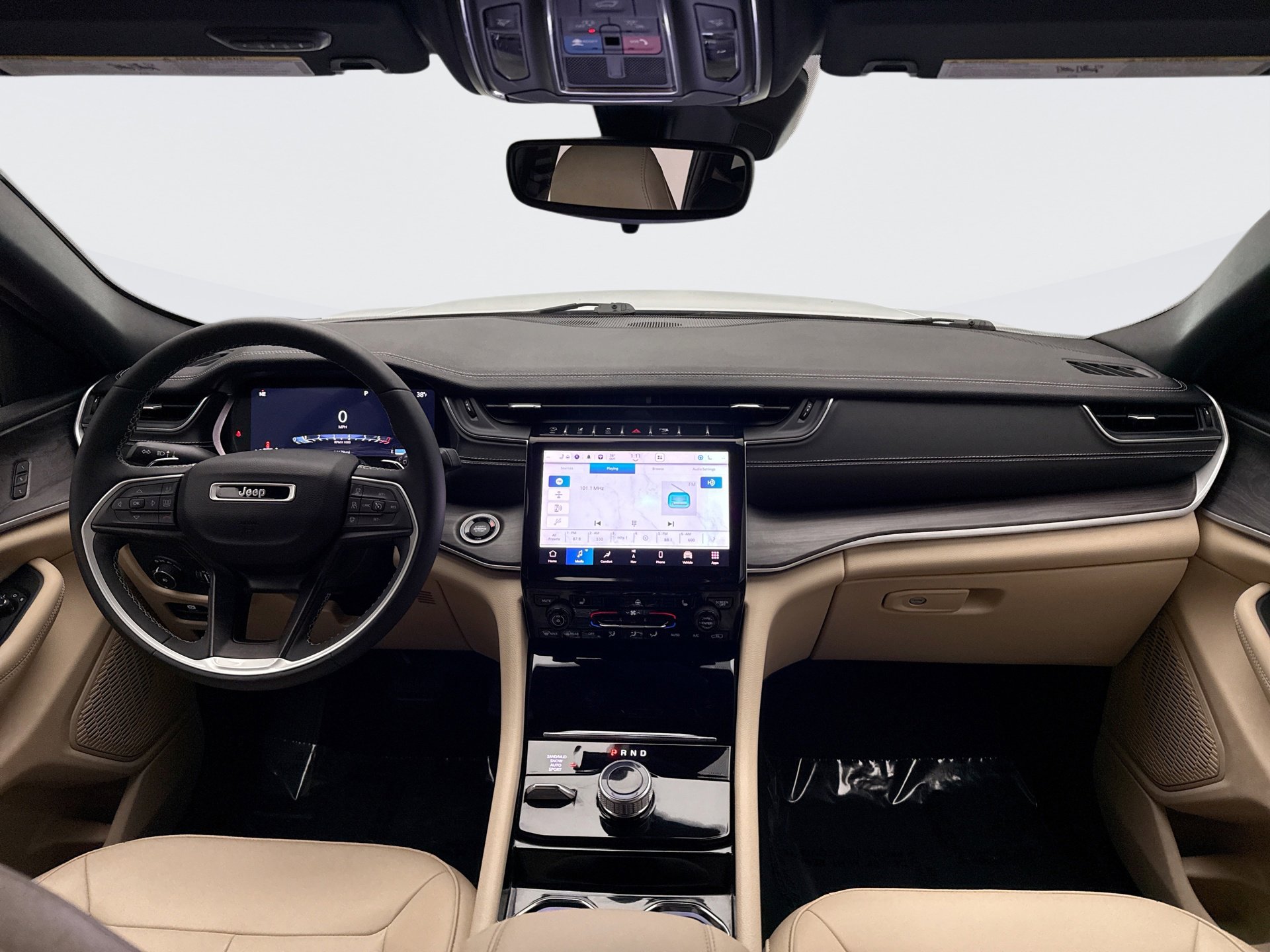 Used 2023 Jeep Grand Cherokee Limited image 14