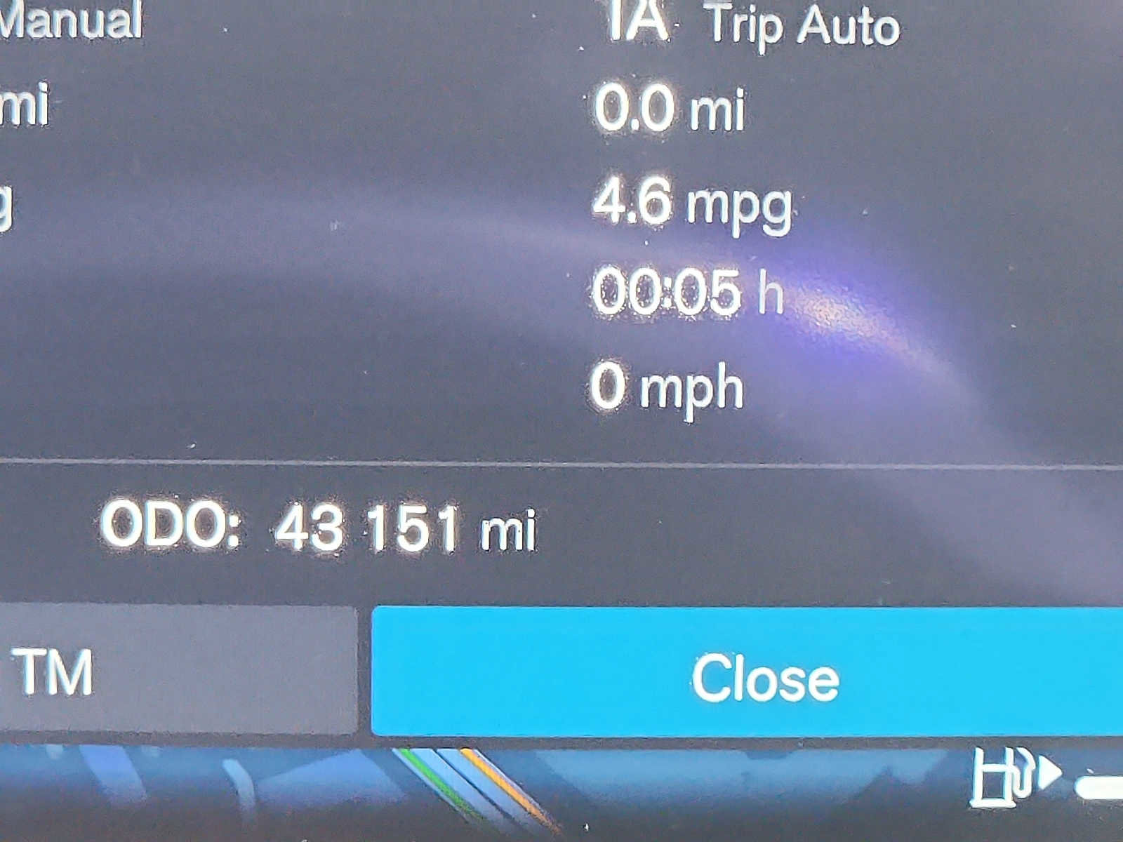 Certified 2023 Volvo XC60 B6 Ultimate w/ Protection Package Premier image 18